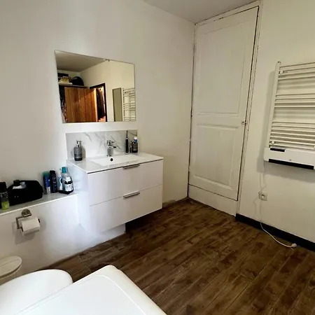 Apartment Mit Parkplatz Und Wunderschoener Aussicht In Der Cassa Ylenia In